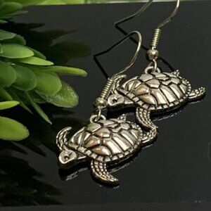 Turtle Earring, Turtle Jewelry, Silly Animal Earring, Gift Idea, Beach Jewelry